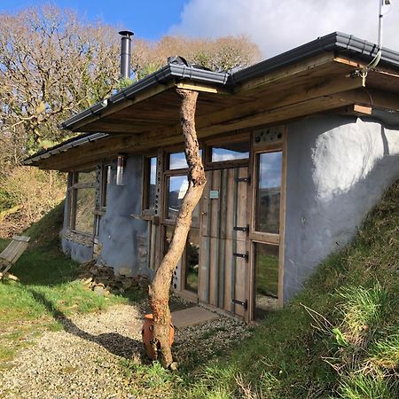 Rabbits 1Or 2 Bedroom Hobbit Style Hillset Earthen Dartmoor Eco Home South Brent Esterno foto