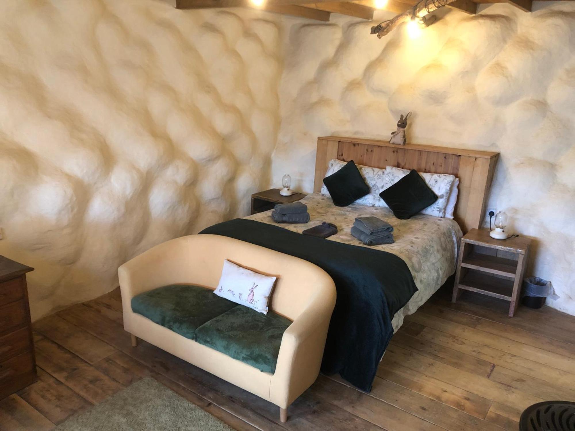 Rabbits 1Or 2 Bedroom Hobbit Style Hillset Earthen Dartmoor Eco Home South Brent Esterno foto